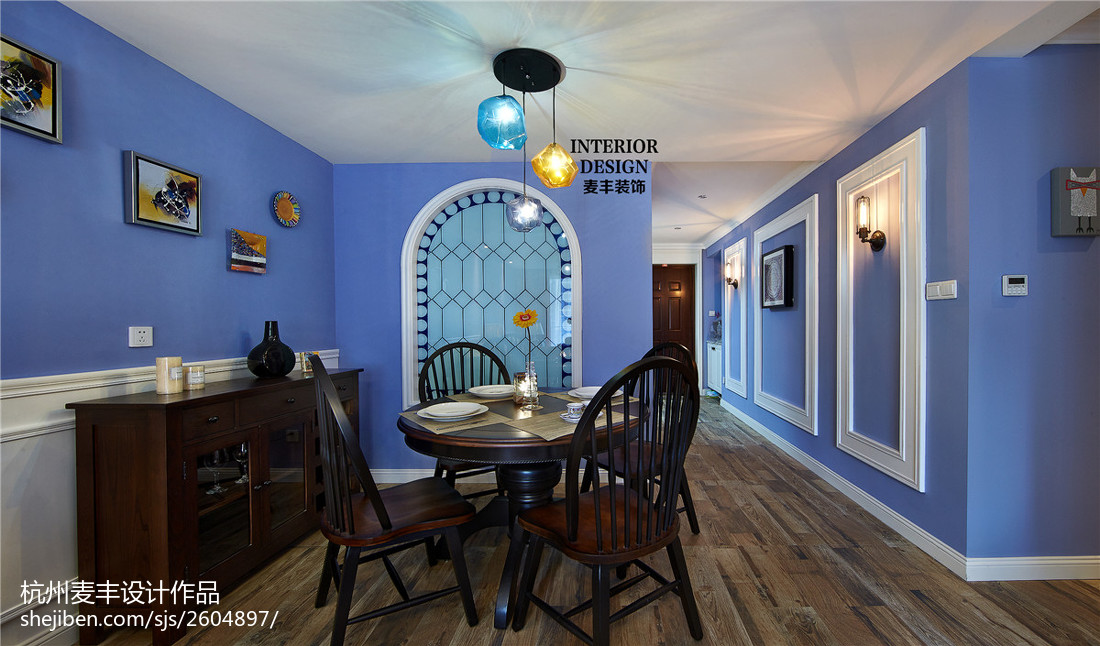 混搭風(fēng)格餐廳吊燈裝修圖片 &ndash; 設(shè)計本裝修效果圖